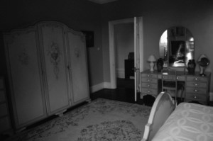 YoungCouple_Bedroom-small-1073